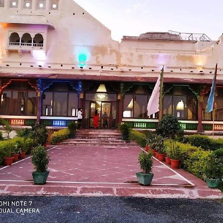 Mpt Sheesh Mahal, Orchha Hotel Eksteriør billede
