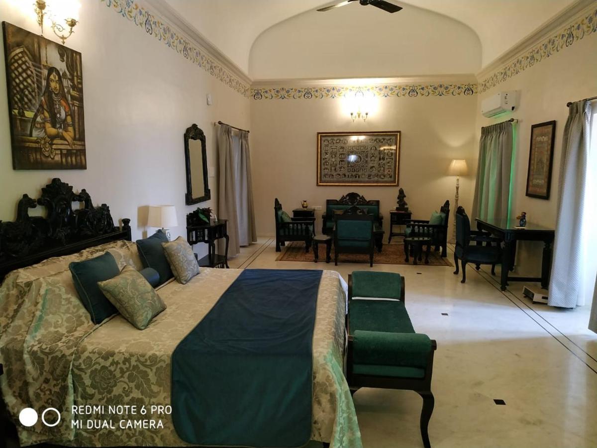 Mpt Sheesh Mahal, Orchha Hotel Eksteriør billede