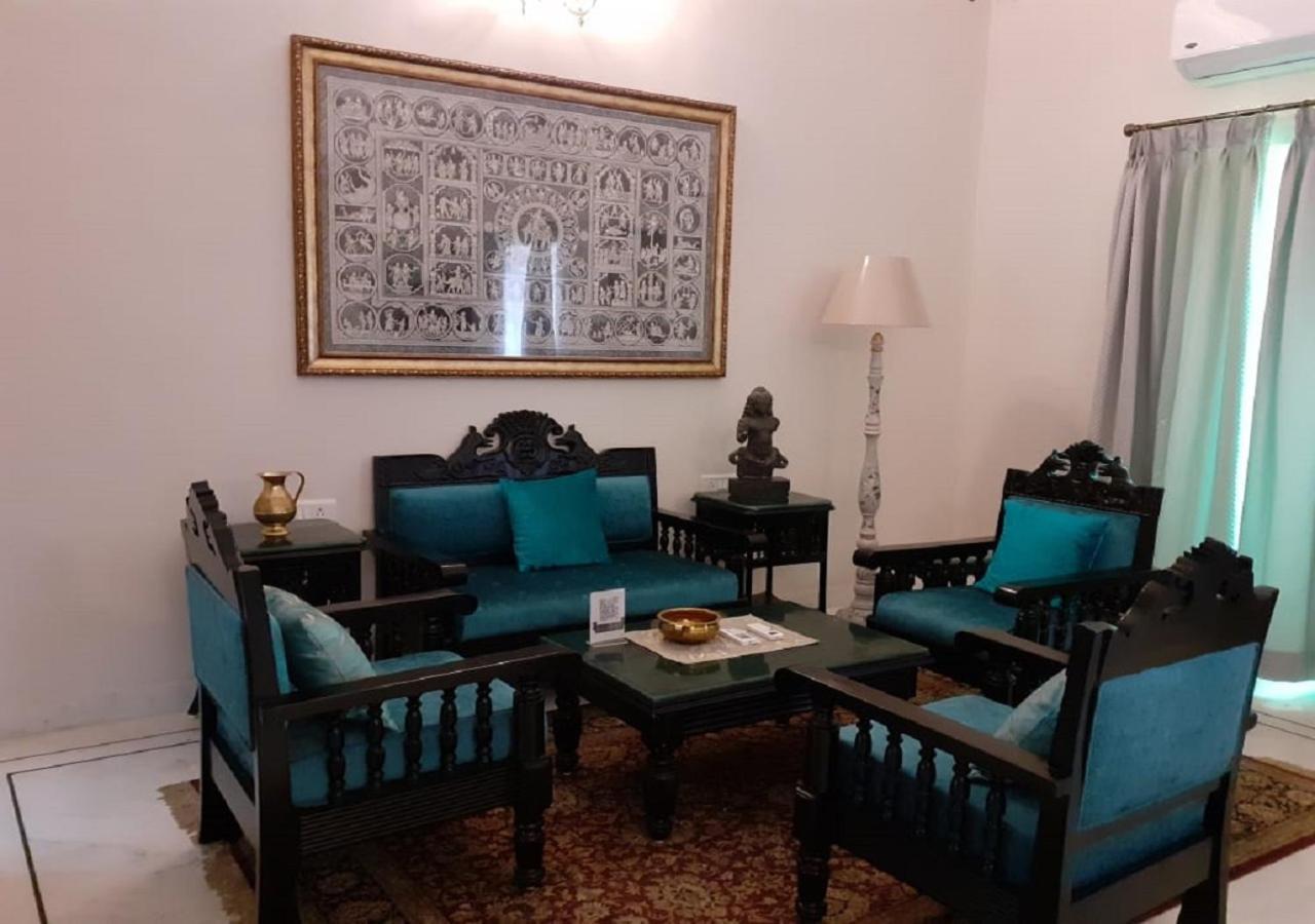Mpt Sheesh Mahal, Orchha Hotel Eksteriør billede