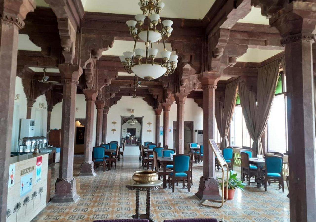 Mpt Sheesh Mahal, Orchha Hotel Eksteriør billede