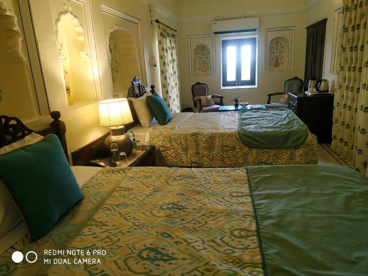 Mpt Sheesh Mahal, Orchha Hotel Eksteriør billede