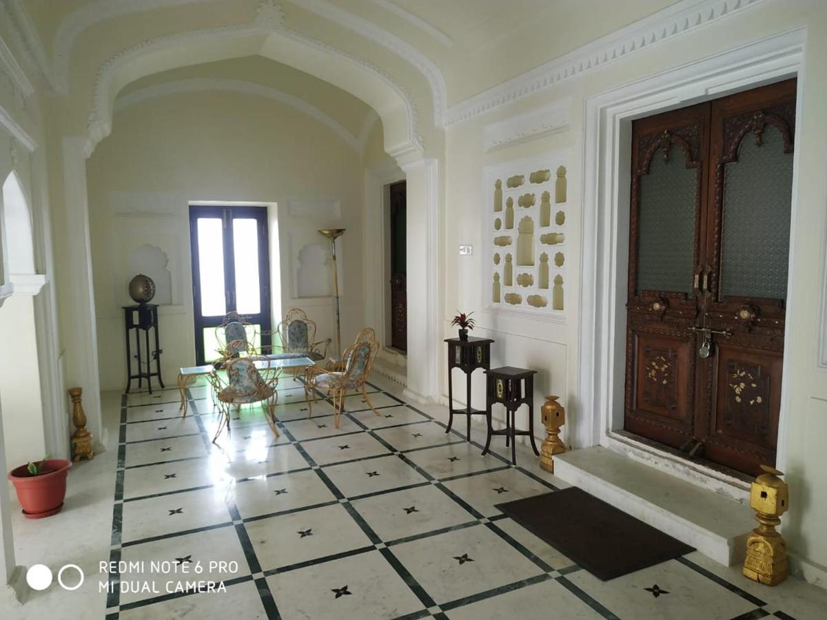 Mpt Sheesh Mahal, Orchha Hotel Eksteriør billede