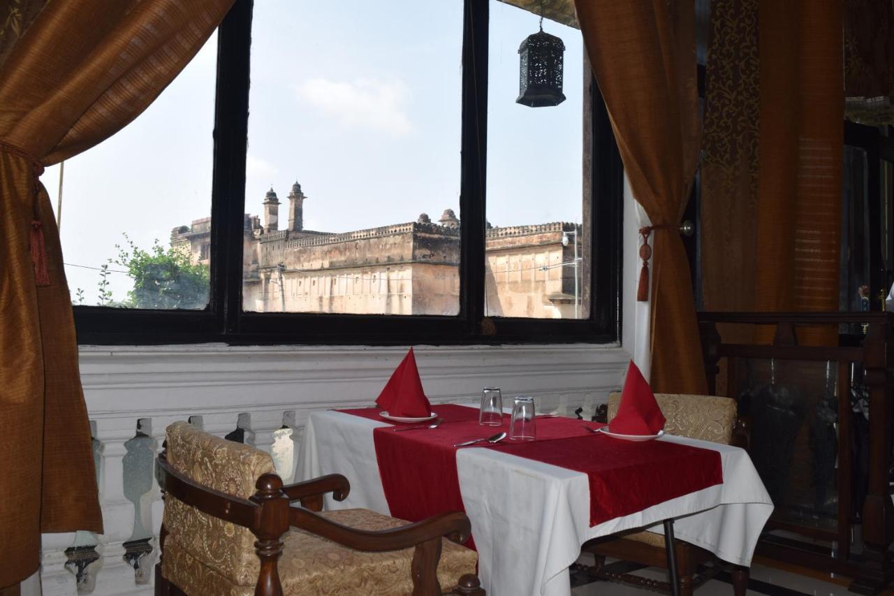 Mpt Sheesh Mahal, Orchha Hotel Eksteriør billede